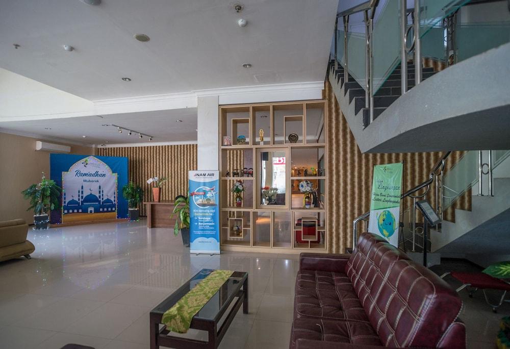 Royal Park Hotel Самаринда Экстерьер фото