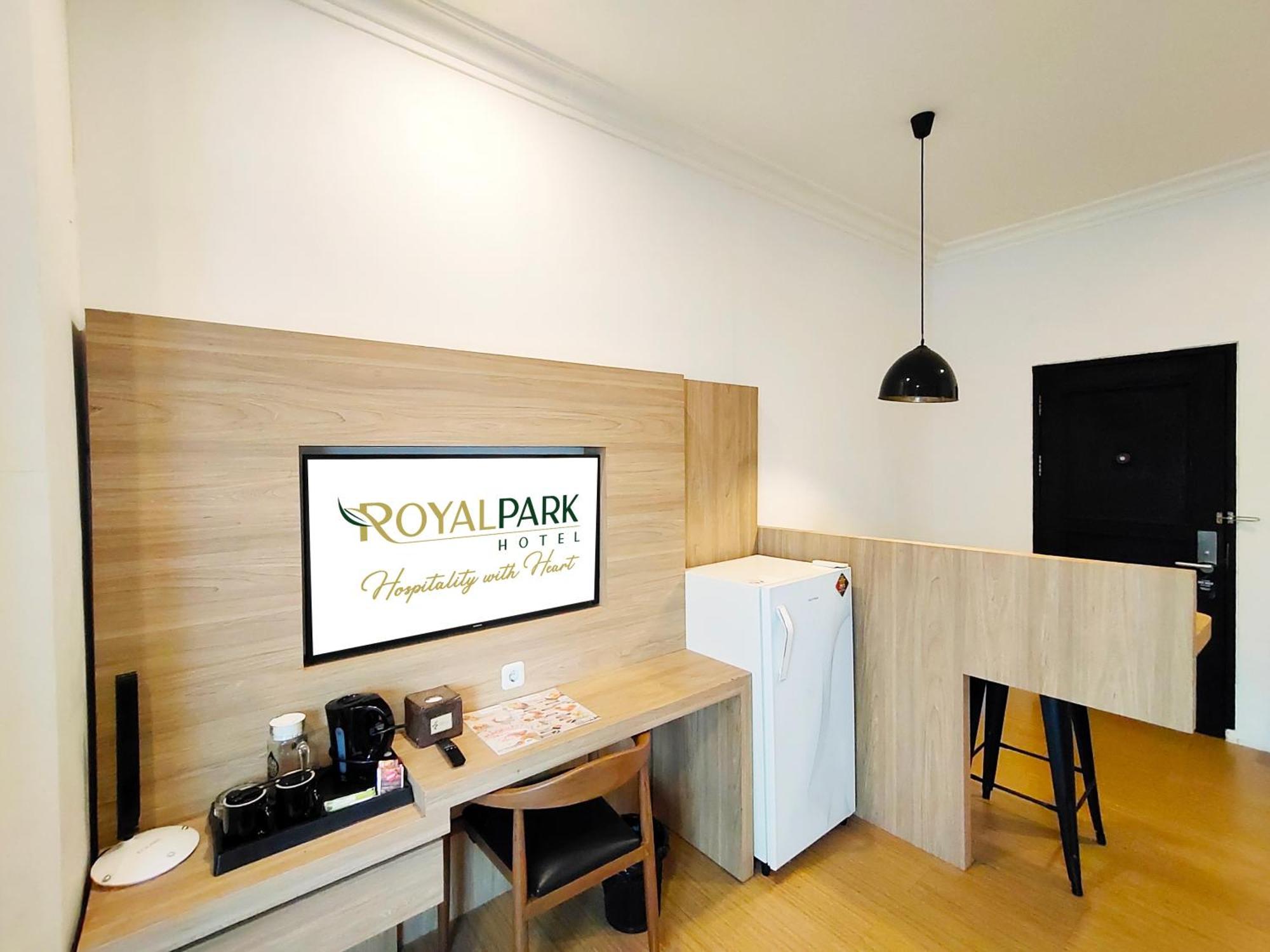 Royal Park Hotel Самаринда Экстерьер фото