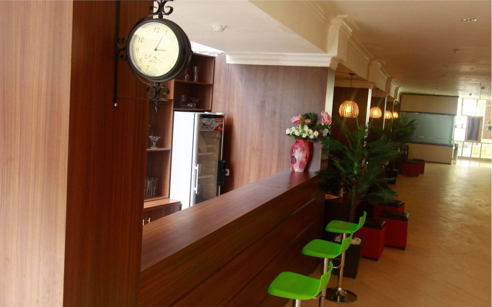 Royal Park Hotel Самаринда Экстерьер фото